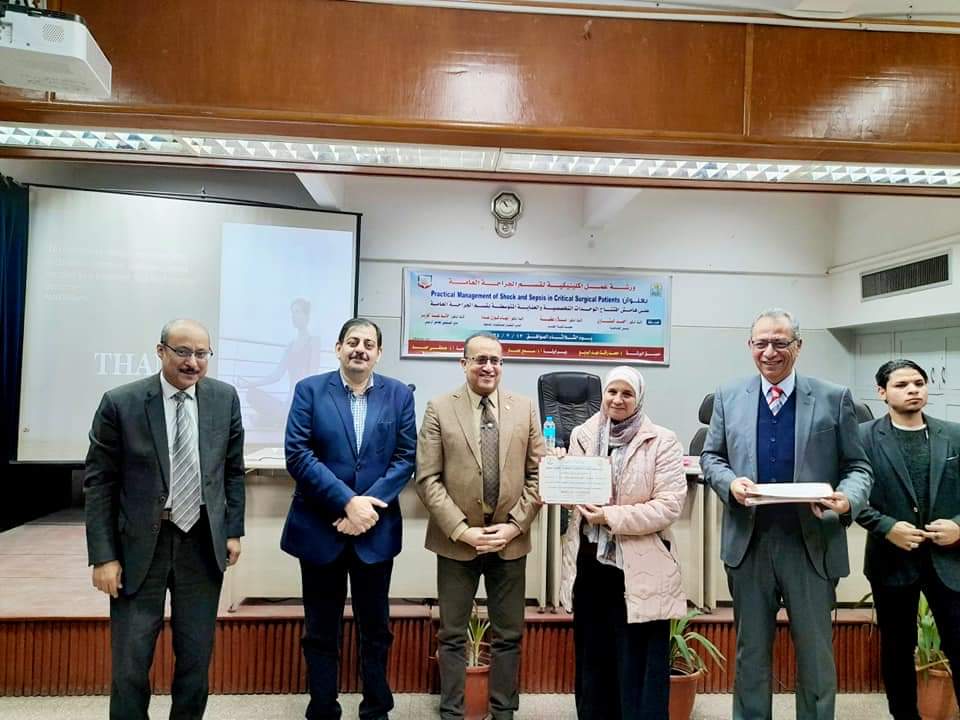 جانب من ضيوف الندوة