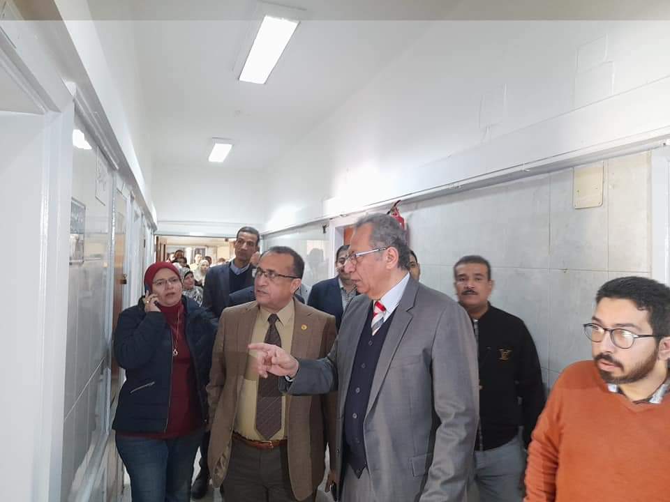 جانب من ضيوف الندوة