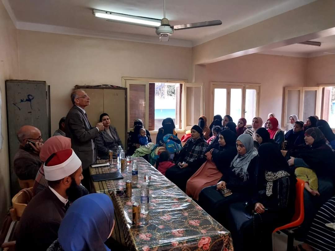 جانب من ضيوف الندوة