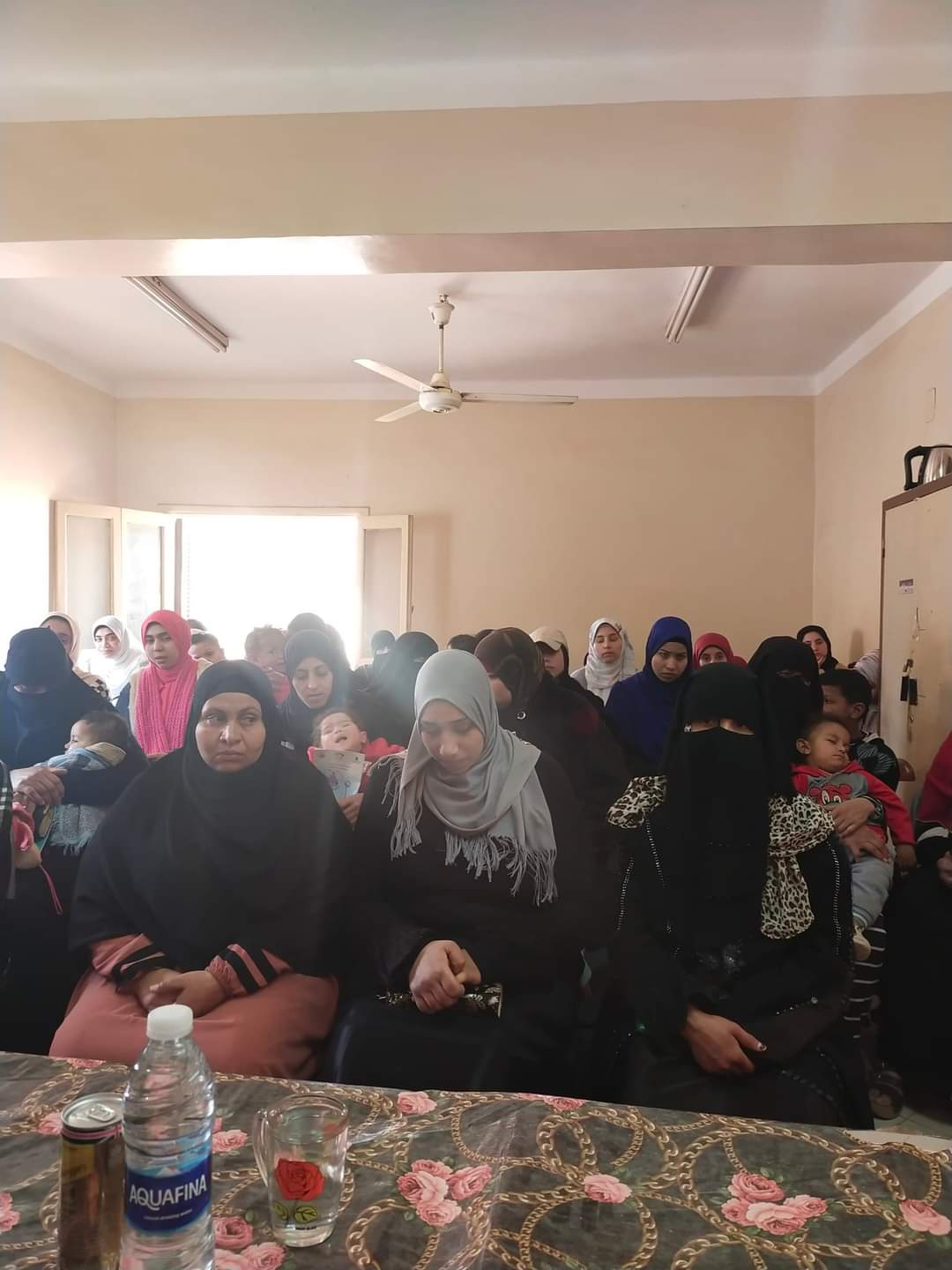 جانب من ضيوف الندوة