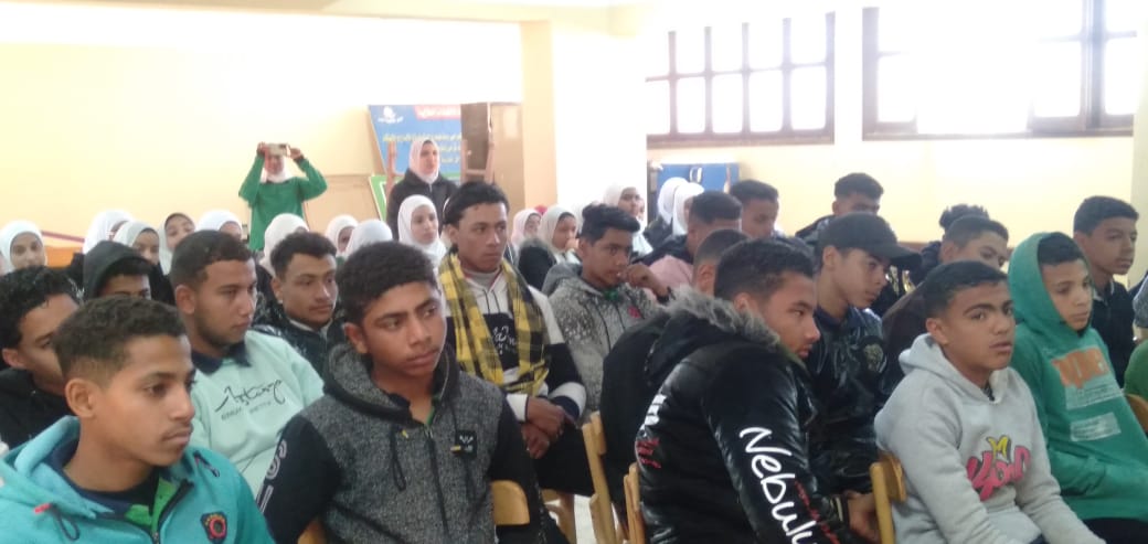 جانب من ضيوف الندوة