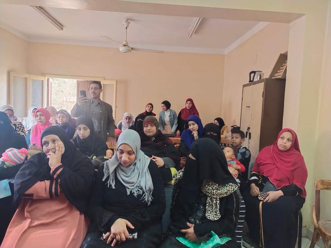 جانب من ضيوف الندوة