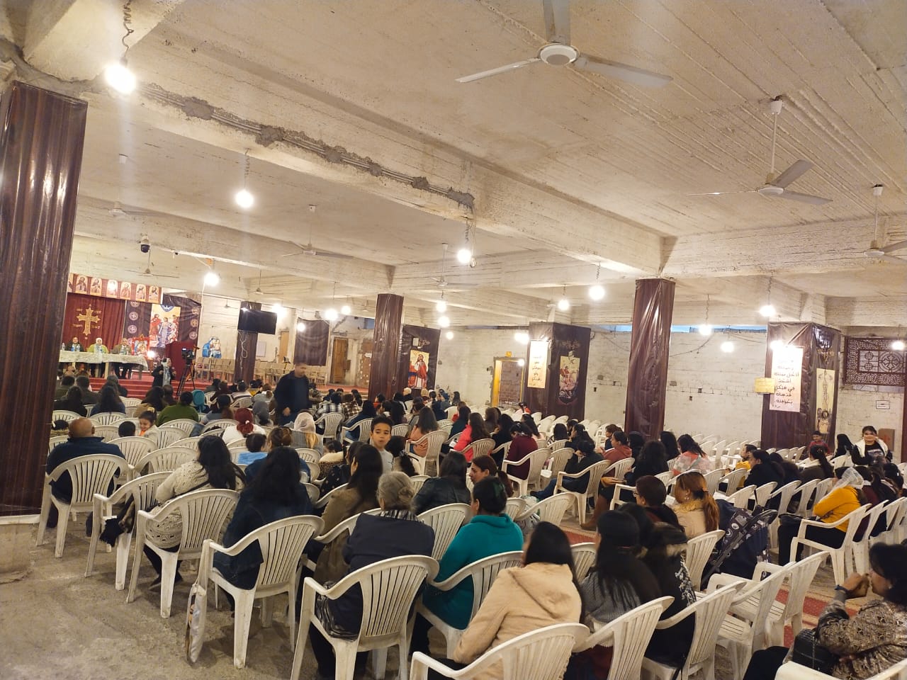 جانب من ضيوف الندوة