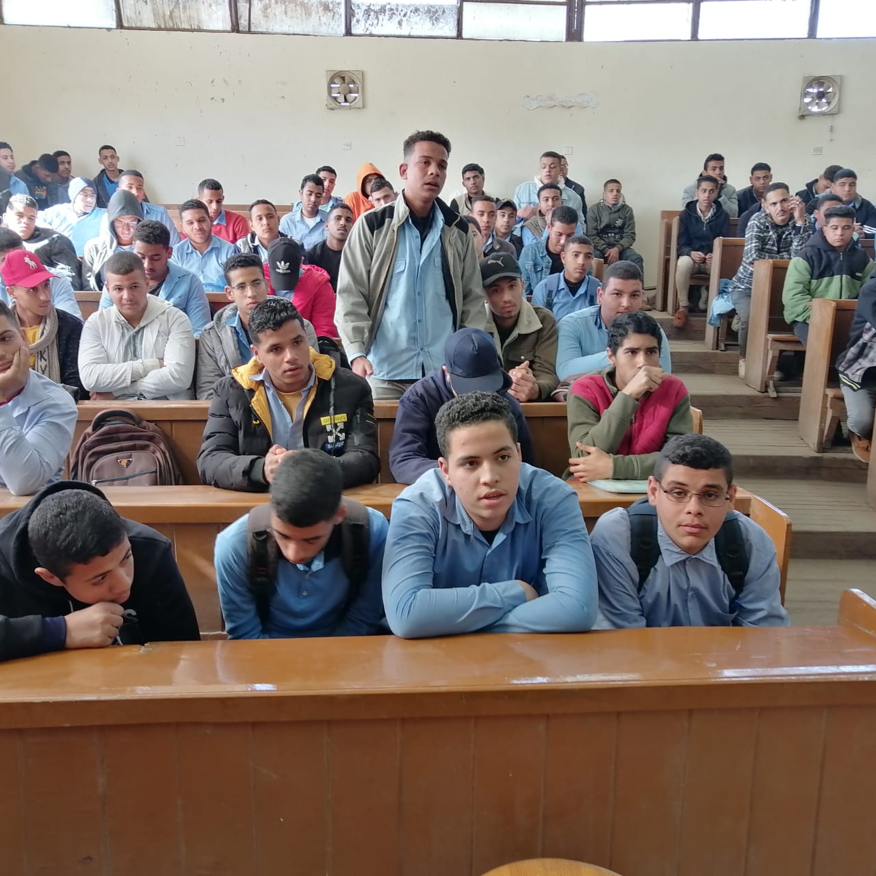 جانب من ضيوف الندوة