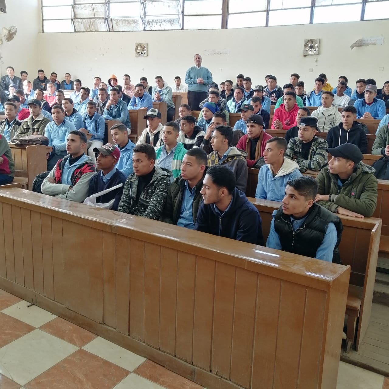 جانب من ضيوف الندوة