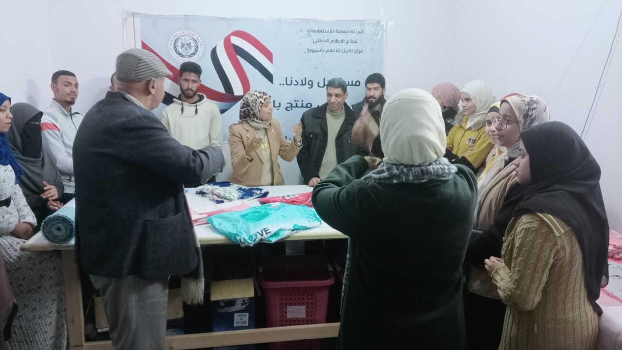 جانب من ضيوف الندوة