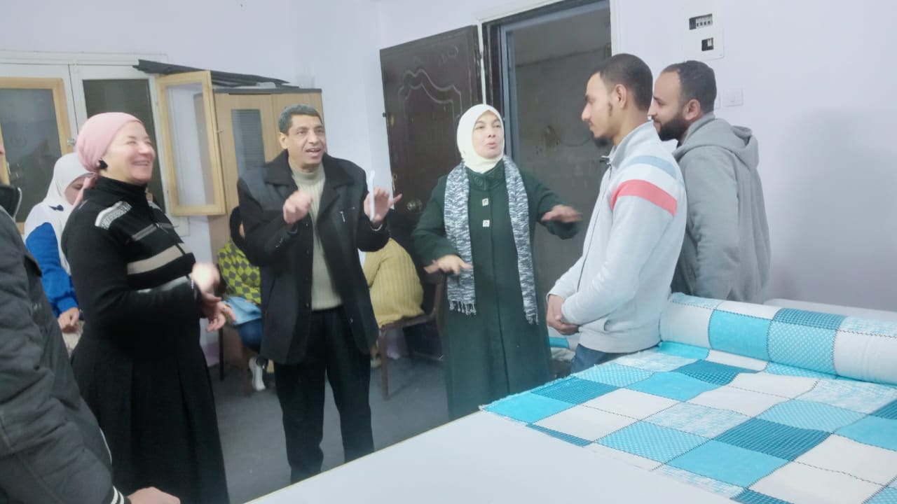 جانب من ضيوف الندوة