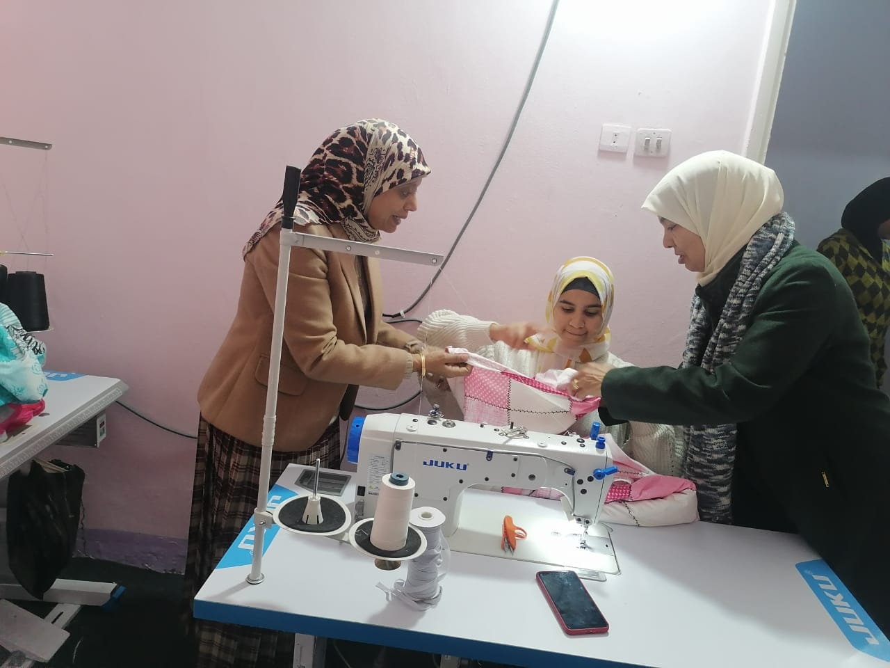 جانب من ضيوف الندوة