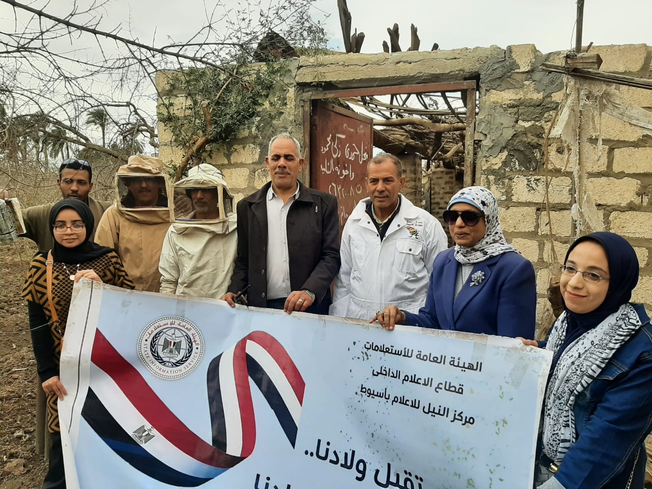 جانب من ضيوف الندوة والزيارة