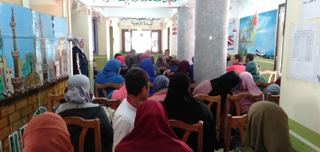 جانب من ضيوف الندوة