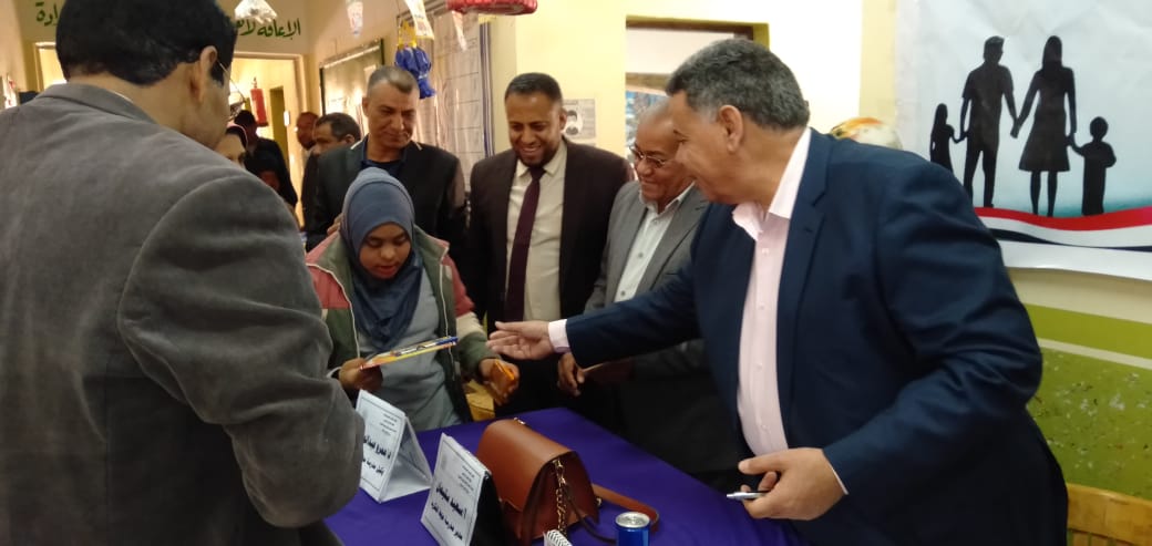 جانب من ضيوف الندوة