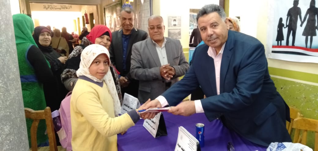 جانب من ضيوف الندوة