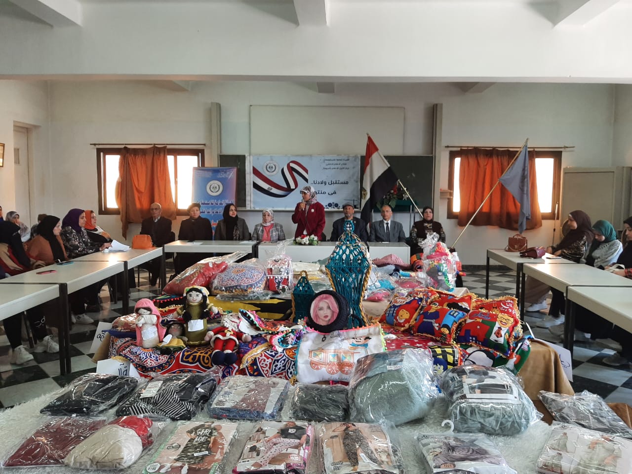 جانب من الندوة