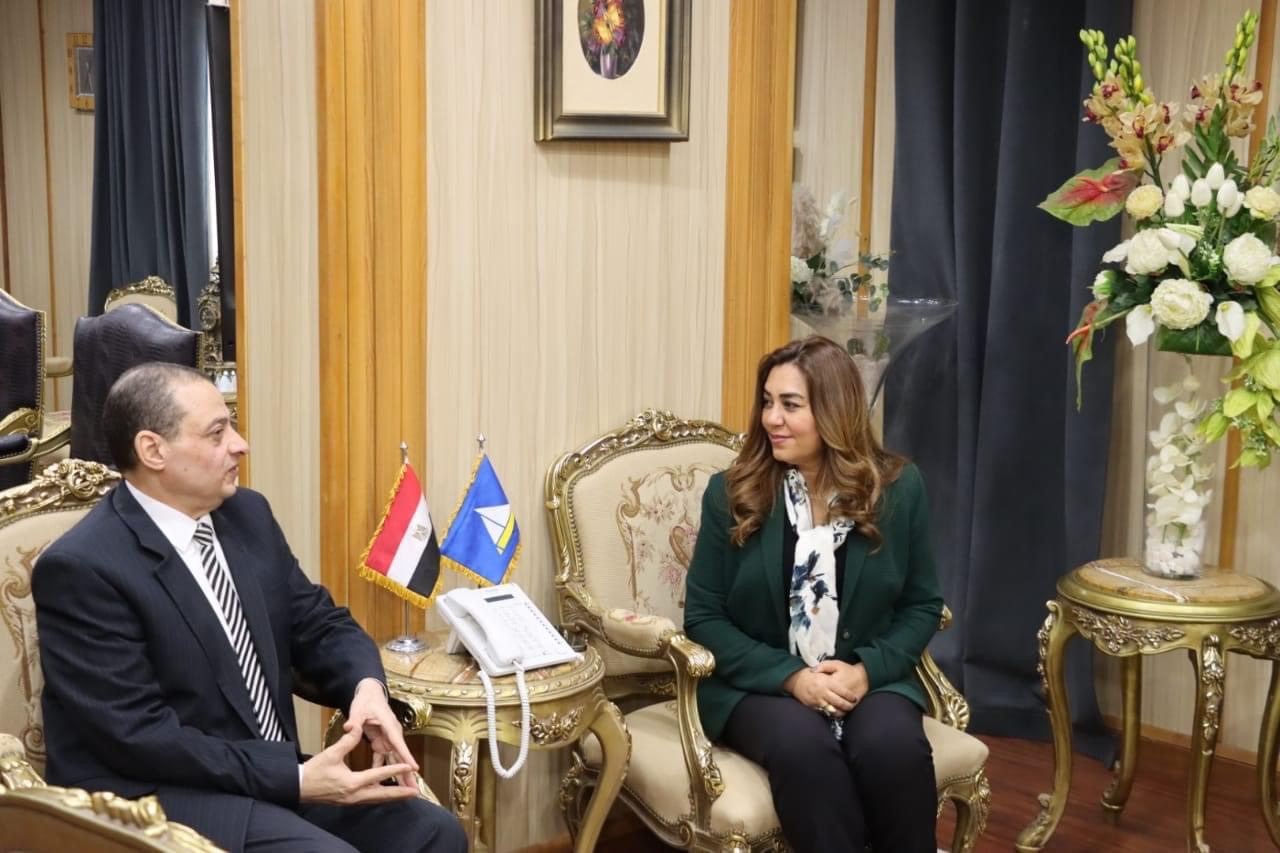 94AD08F2-9B0E-483C-80DB-74D85033D2C9