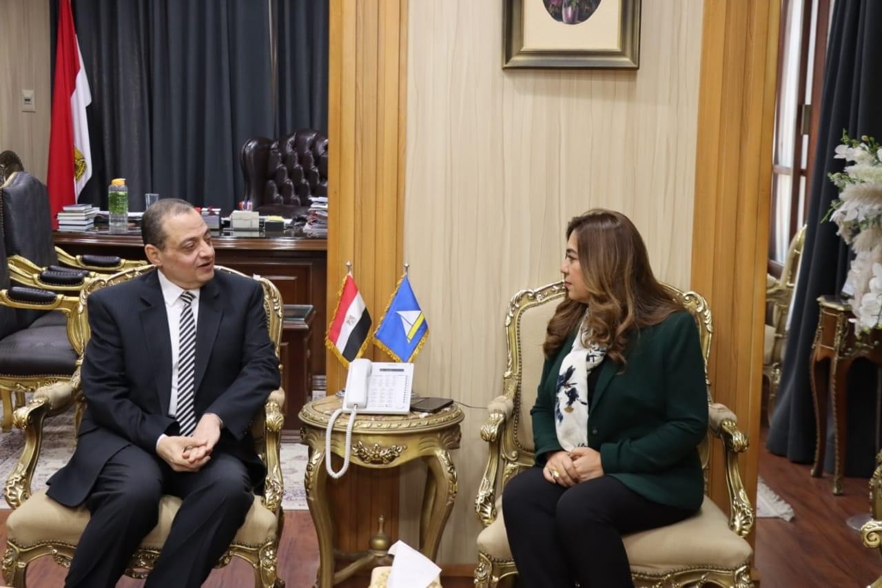 891079E2-1ACA-4A61-BBC1-2130D0250D55