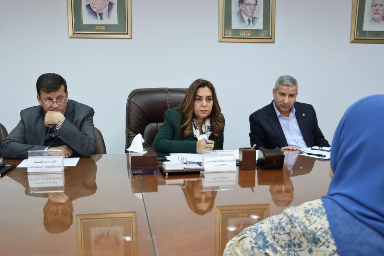 1AFC7C66-2153-44BC-9CE2-5E1F1528D9F8