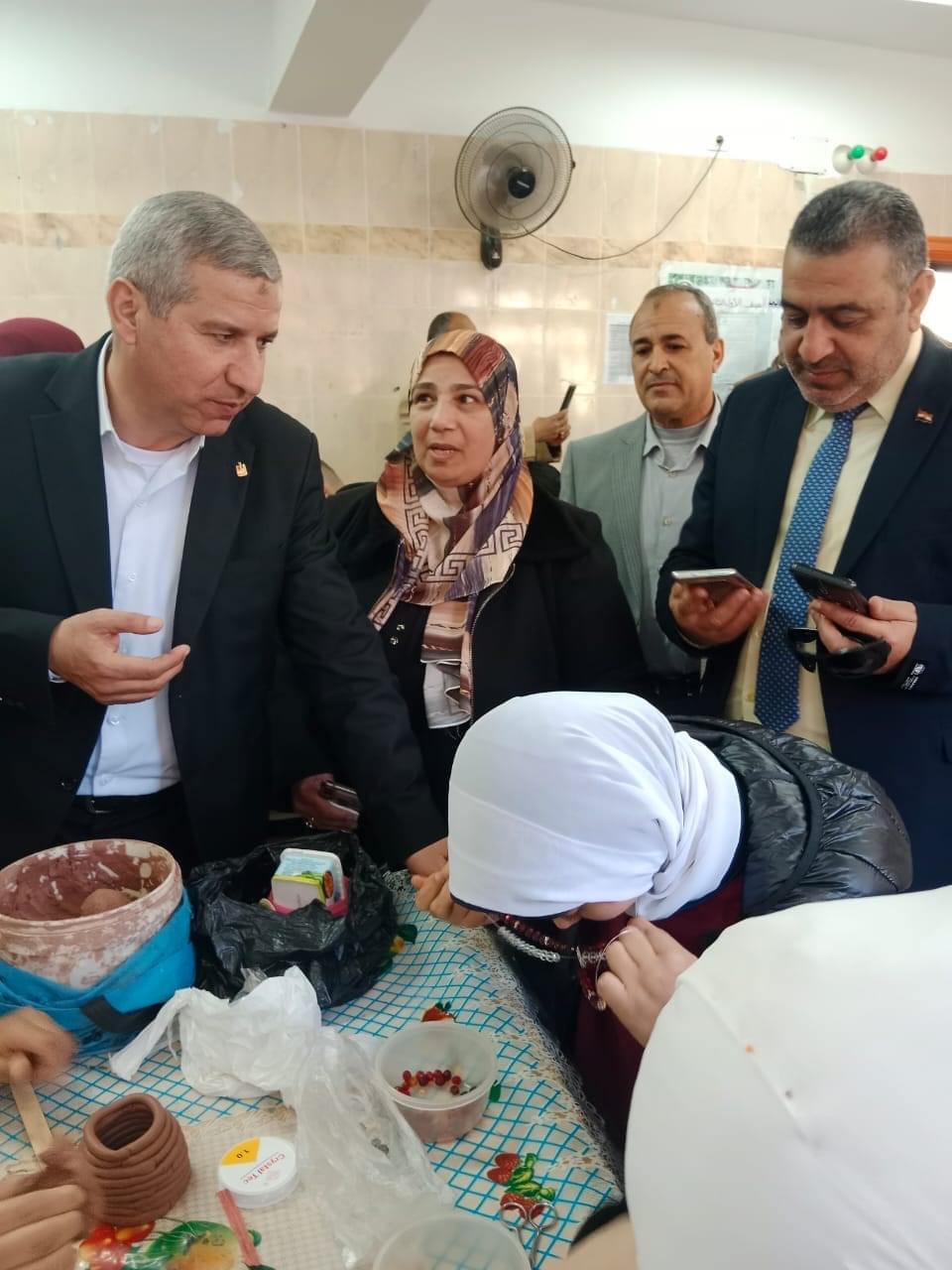 D8102987-9B5C-4263-856D-C211115FAC9C