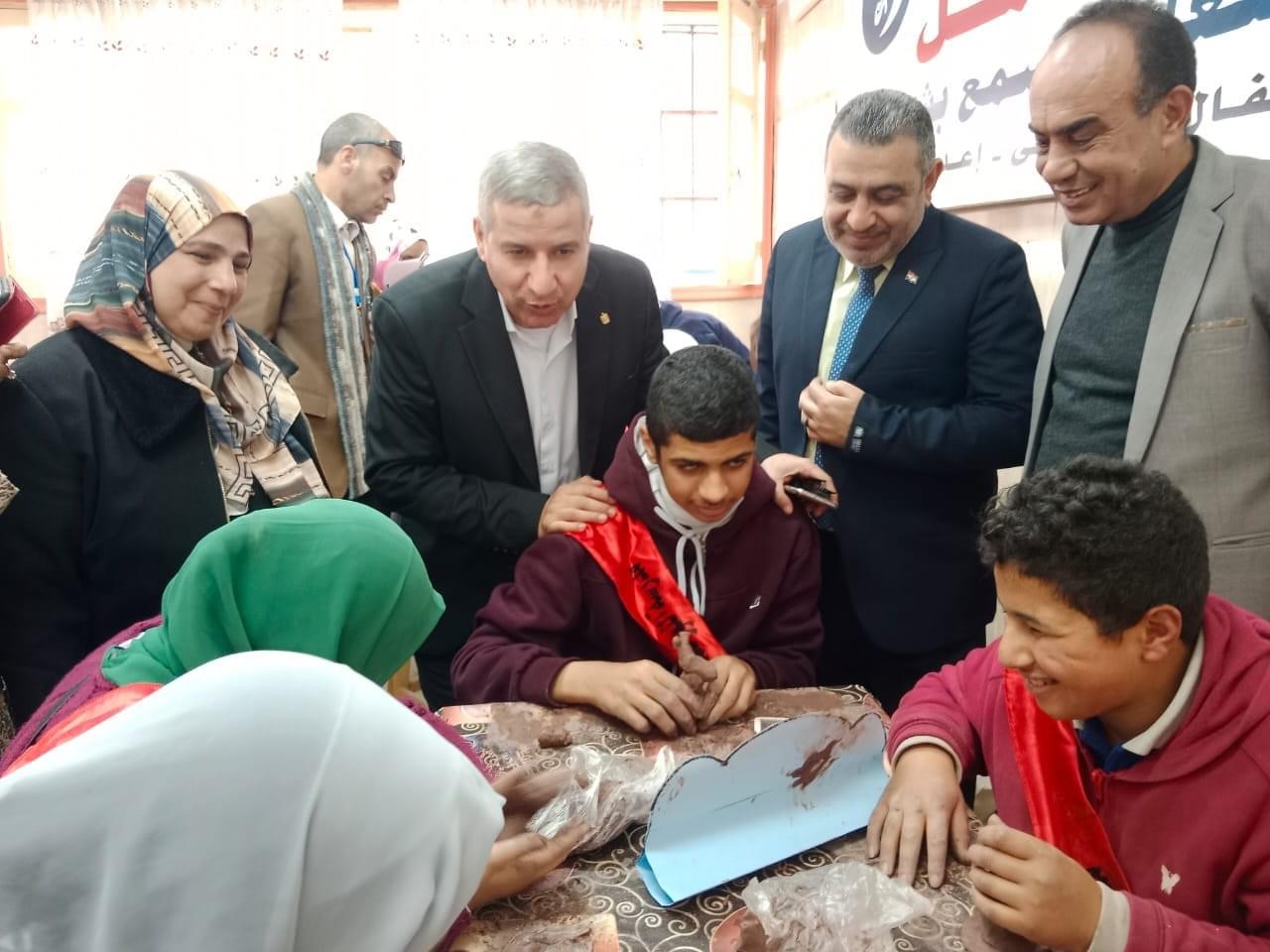 D6F65BCD-424F-4014-AF46-5D081CE7E232