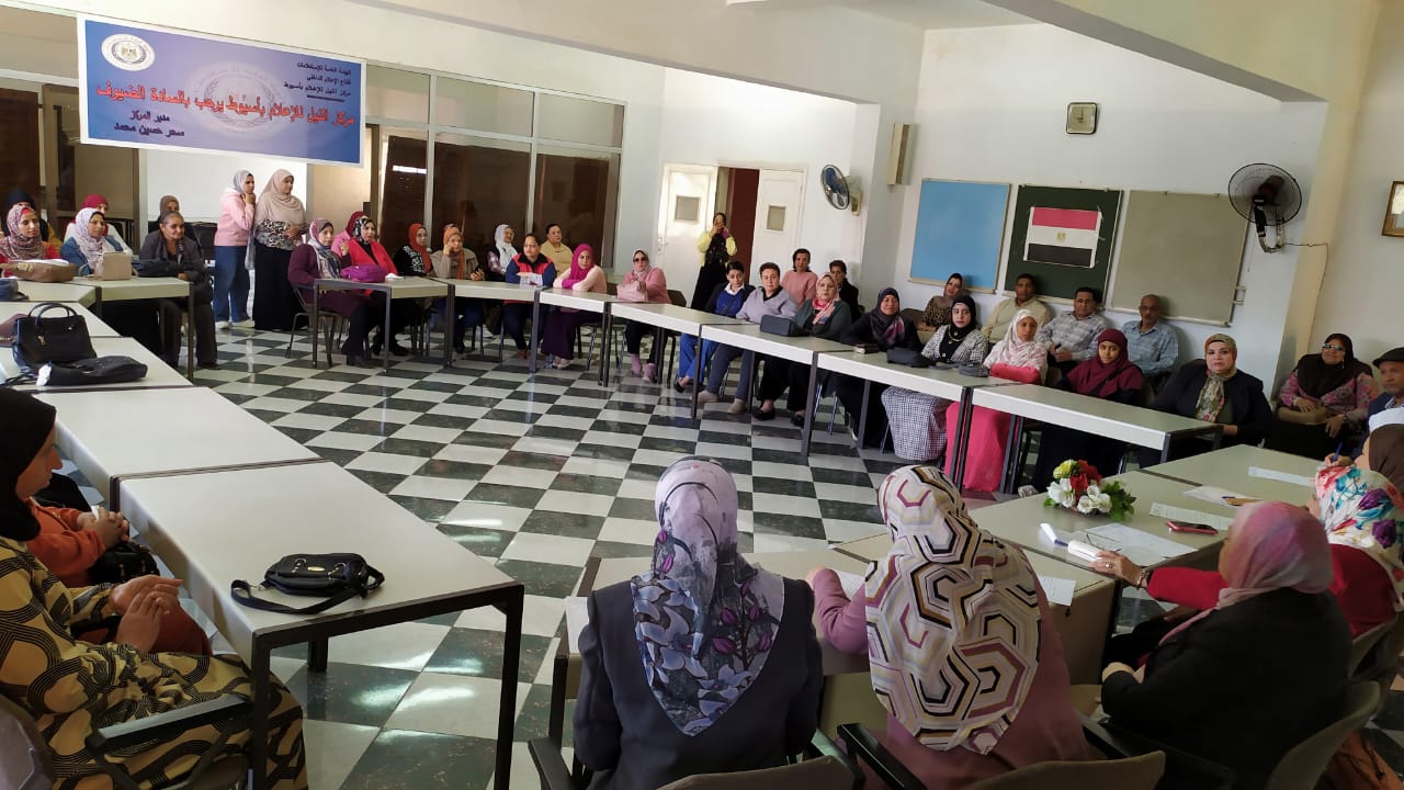 جانب من ضيوف الندوة 