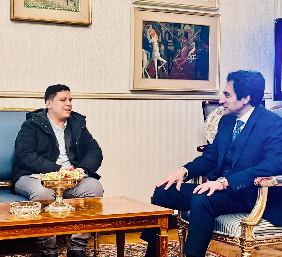 السفير بسام راضي خلال اللقاء