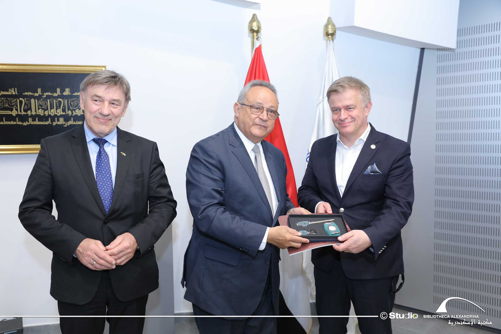 13deede9-c0cb-4450-9682-2247e81373fc