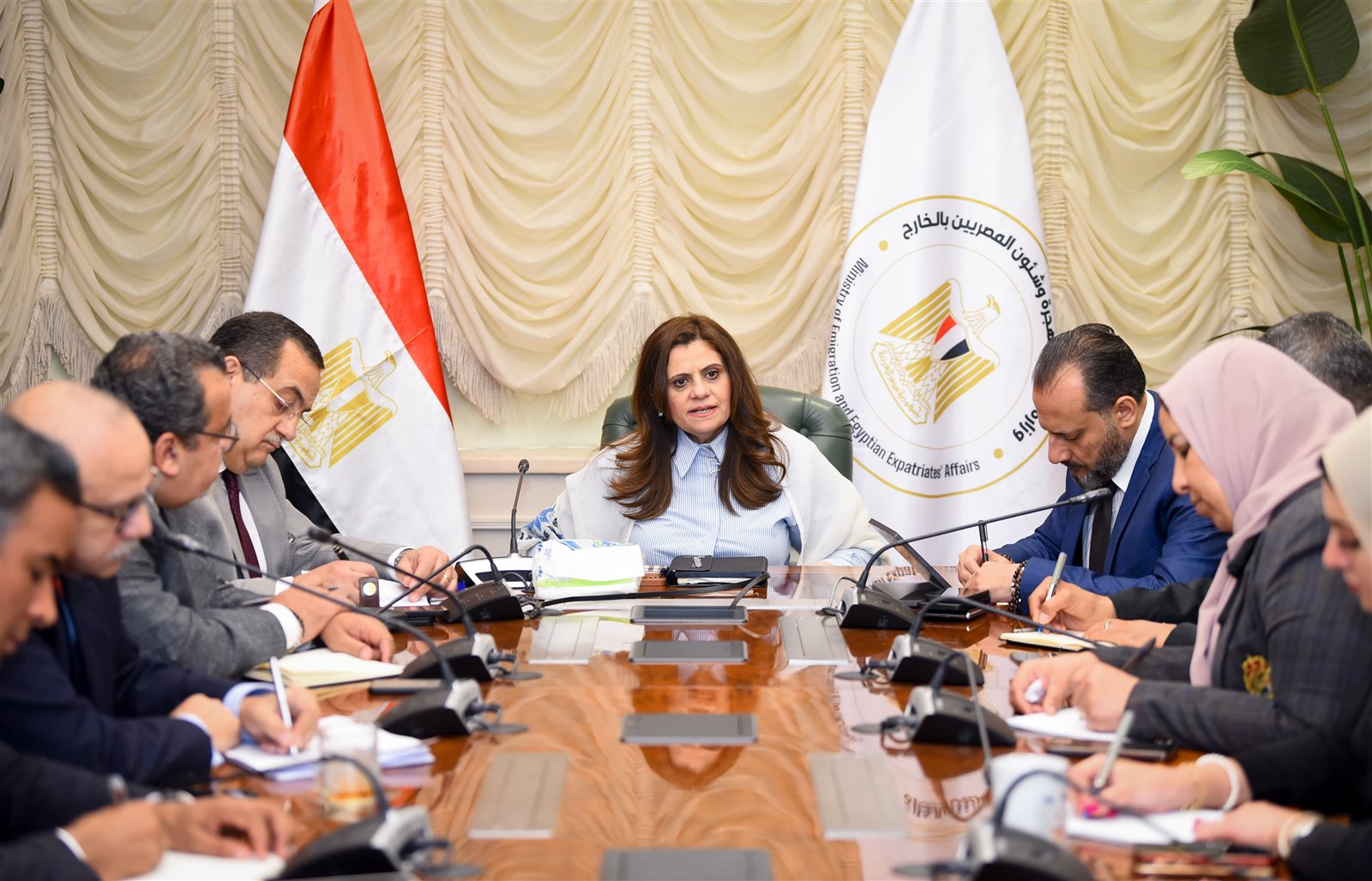 ad9619fc-2863-4018-bce3-8cfa74486b98