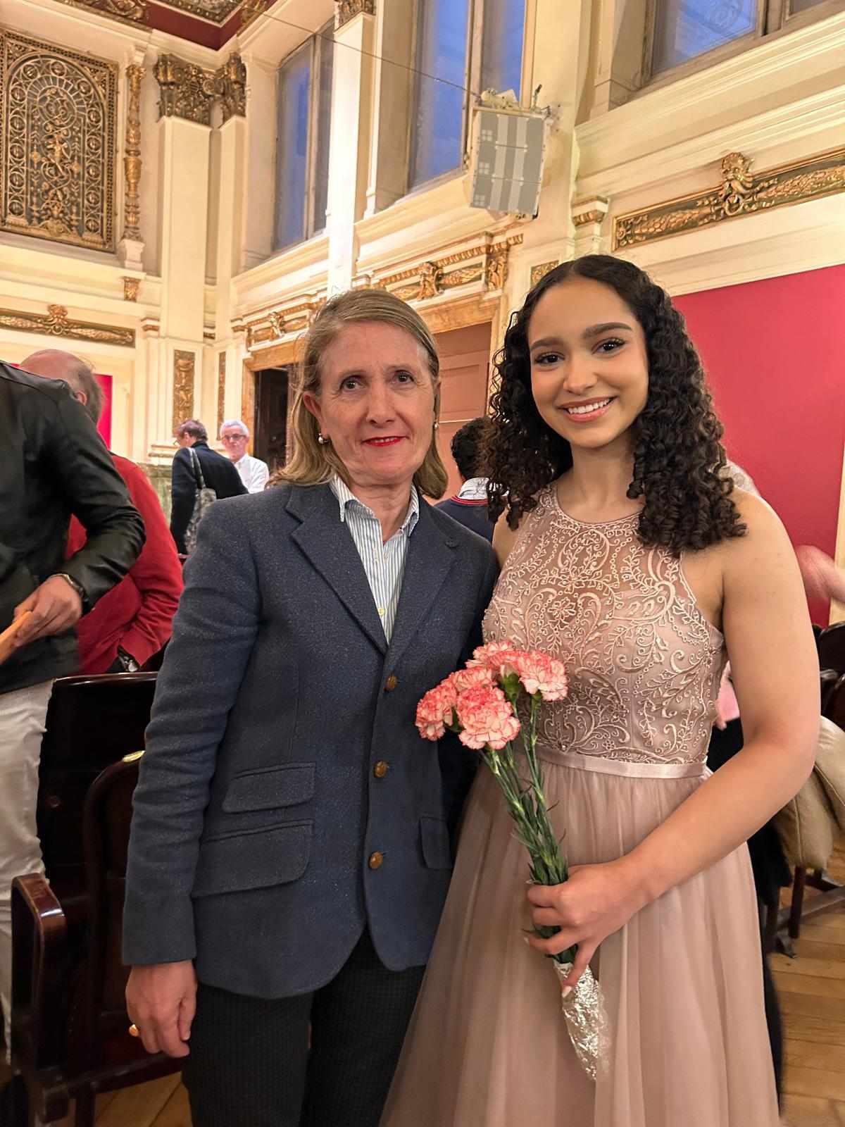 received_1576671973111333