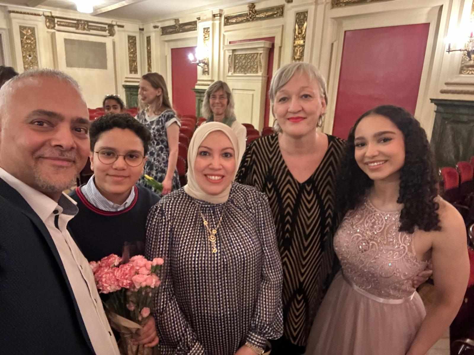 received_427775096625050