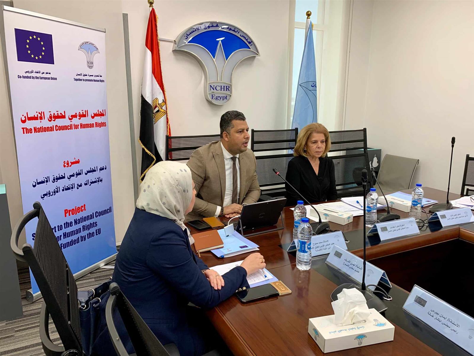 received_1008726233920877