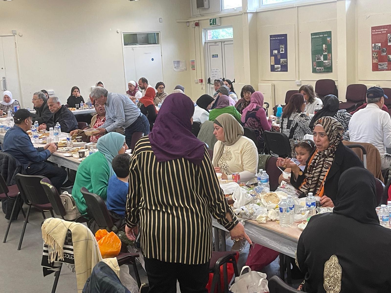 received_437957262165116