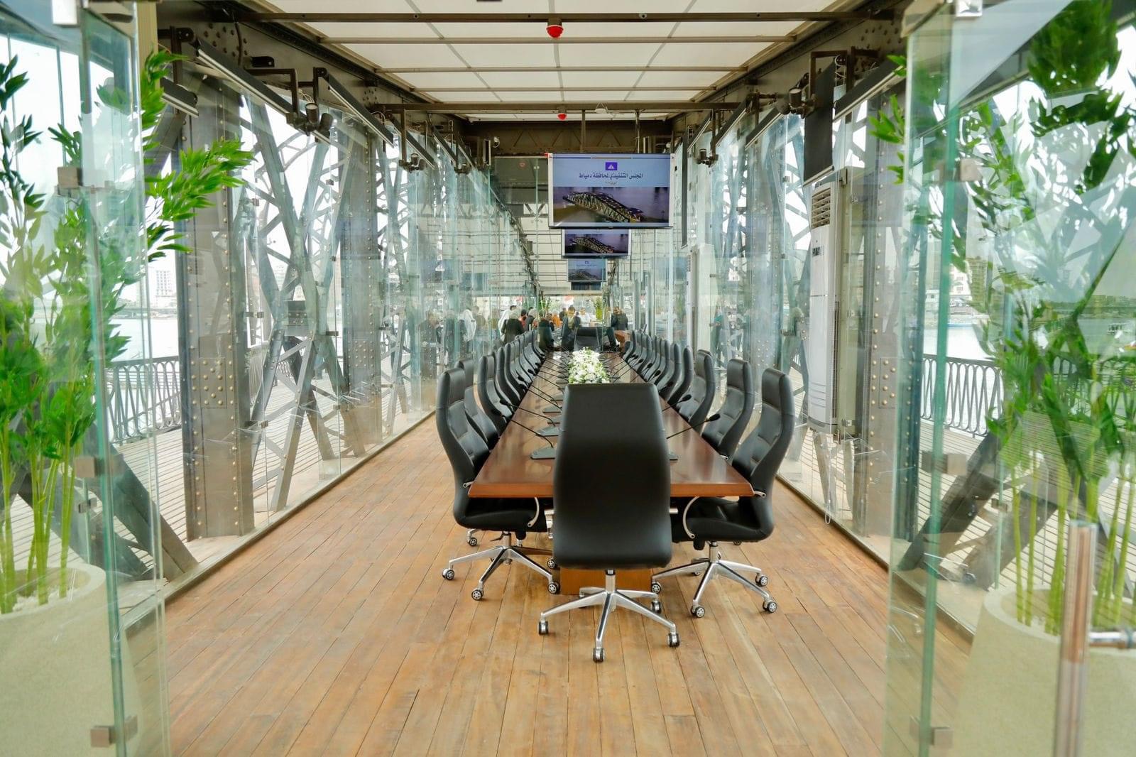 09F55E04-F086-4DF9-860B-4A01631815CB