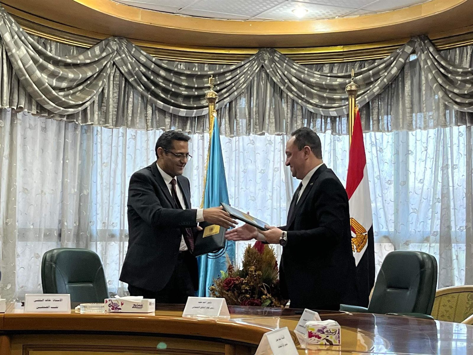 received_2816103801880398