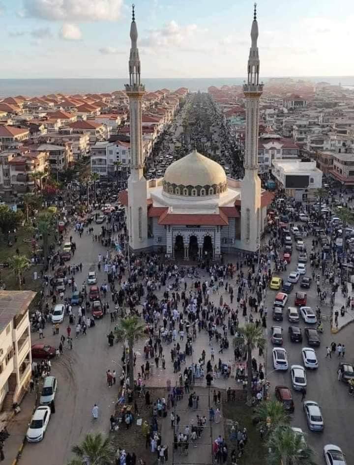 5F65E6C3-7A1C-4859-9096-7C7C6D20A25C