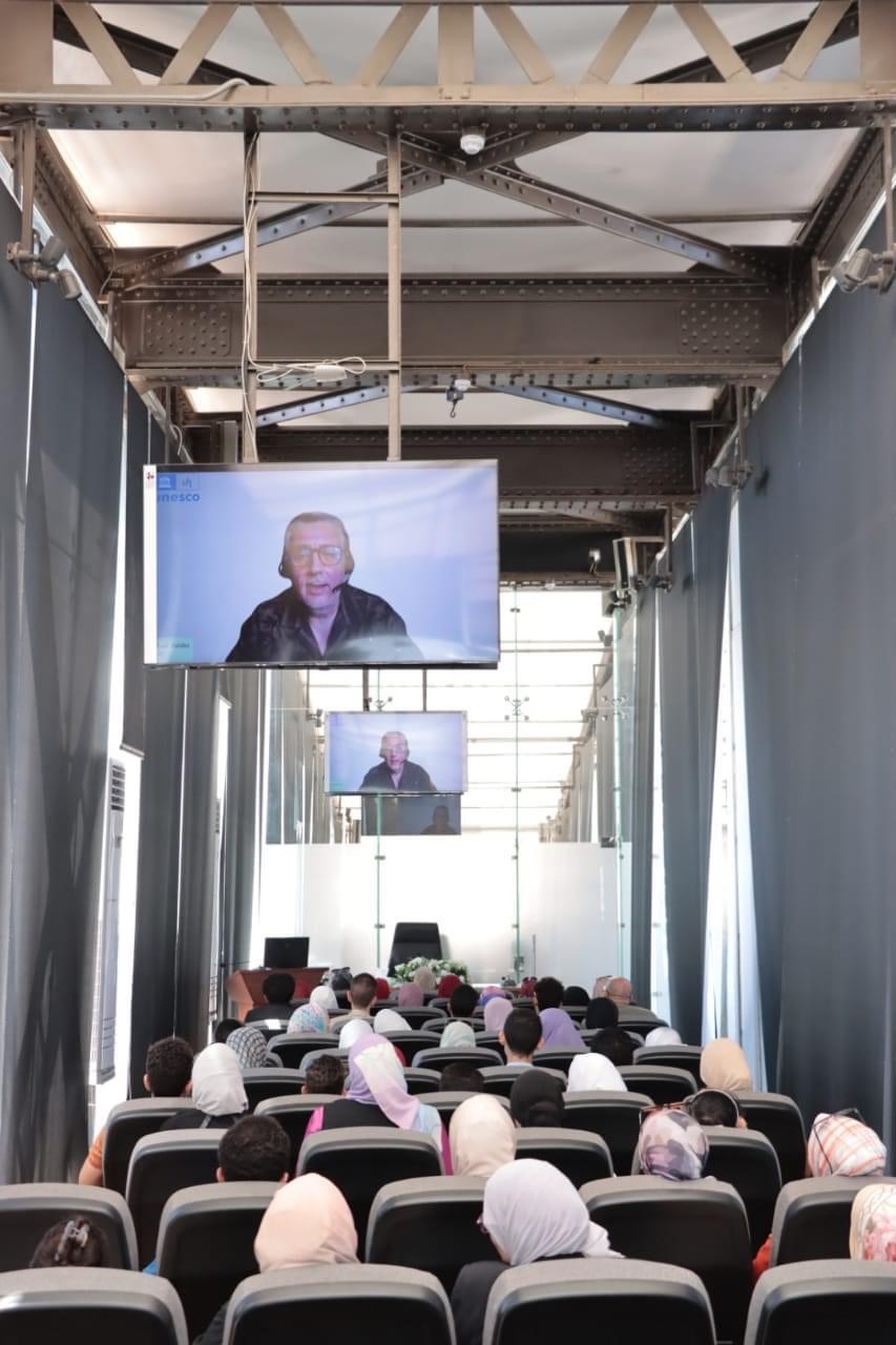 FAD07D57-B611-4E30-A6FA-D544EE70FACA