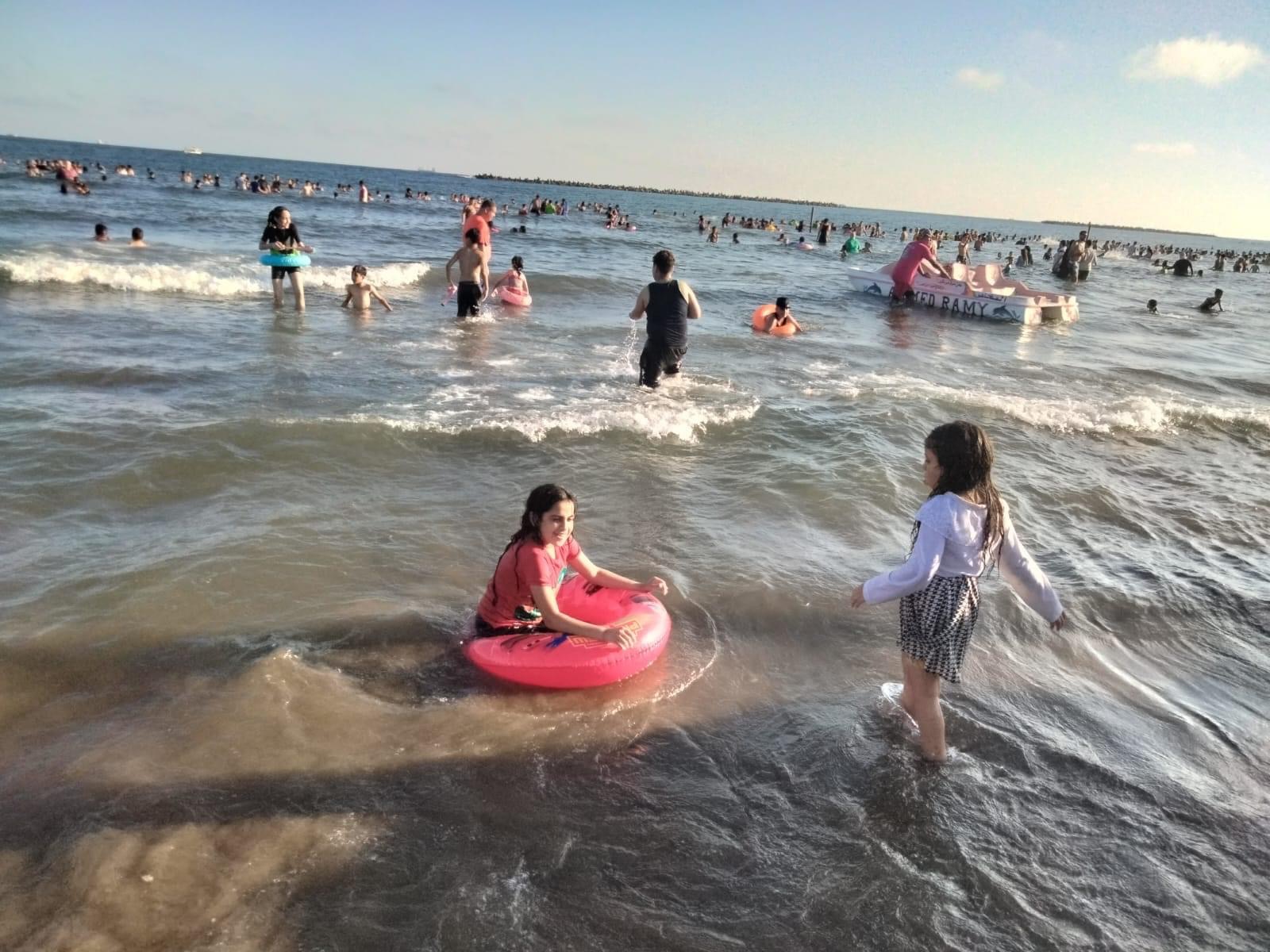 C9460B7D-20BC-484D-B489-3DF21DB75494