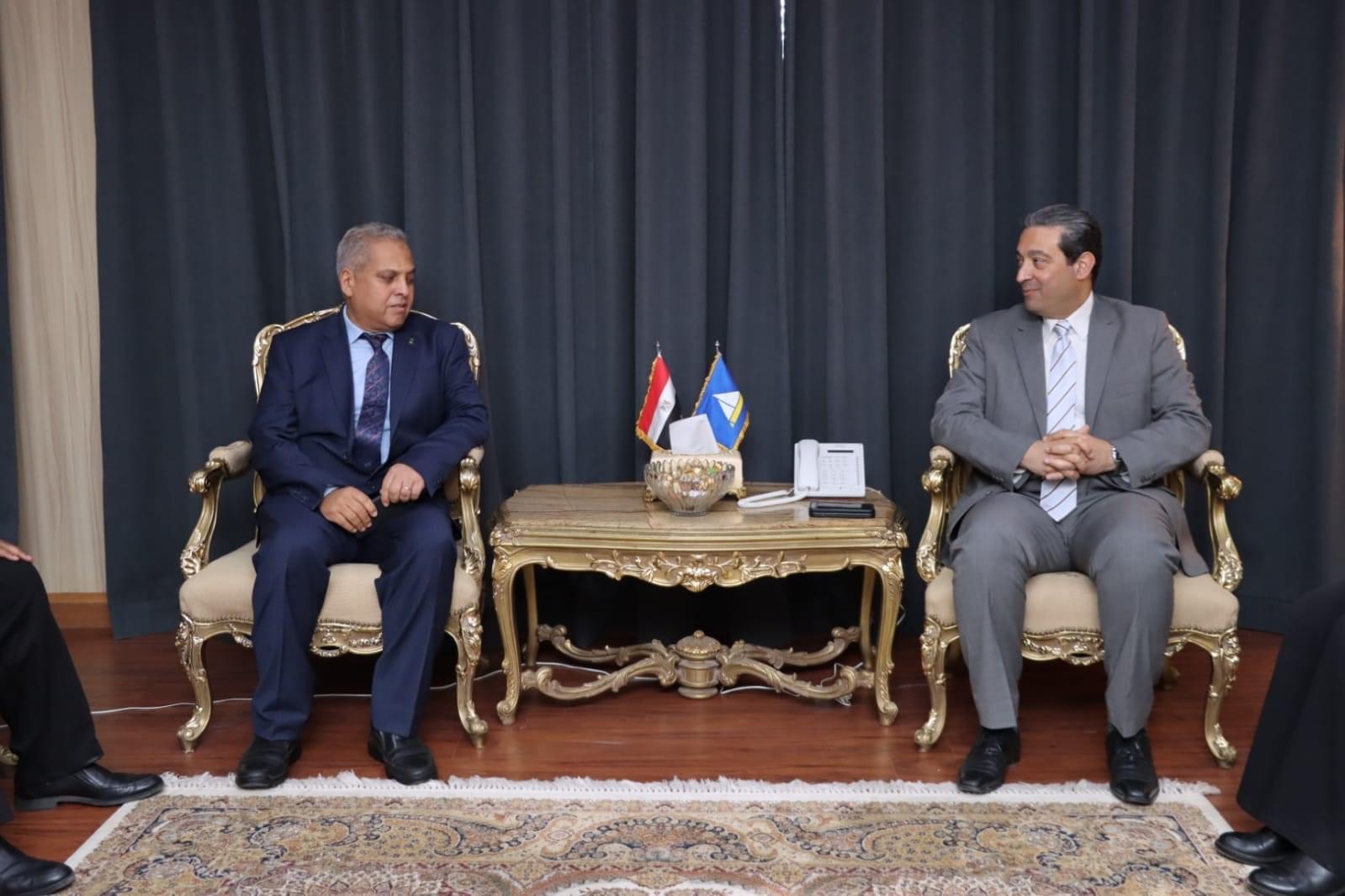 BD958DB5-977E-4102-8C59-E28805B12BF2