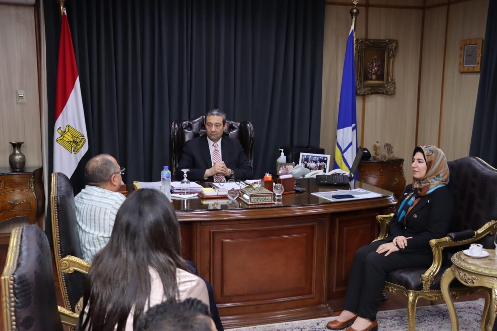 97EF60EA-2C34-4AB0-B784-3F0665D5BA49