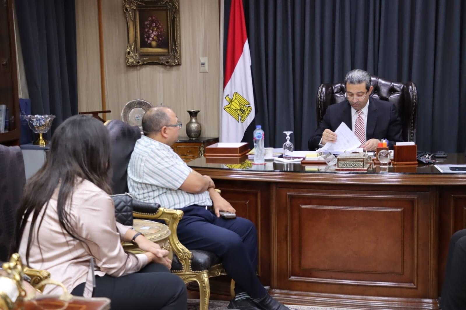 A433F4D0-DFE3-49BB-930A-5F727A97B9D3