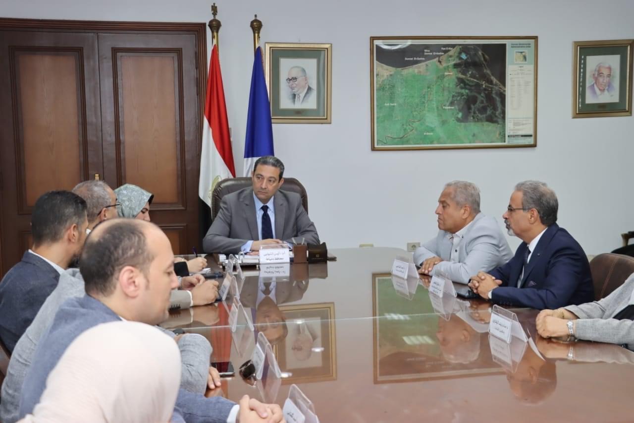 F3770671-2AFD-463F-9B73-9C13AABD315E