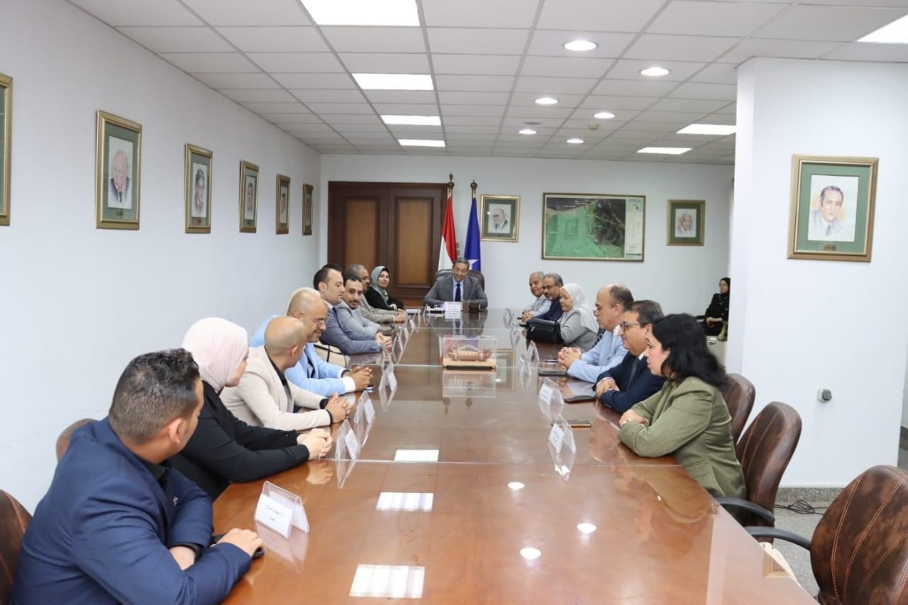 D99A5EA7-CBC6-4A5E-9441-FB8FAEE8781B