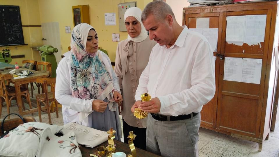 B1301905-639E-4A9C-A53E-5FFD54994D4A