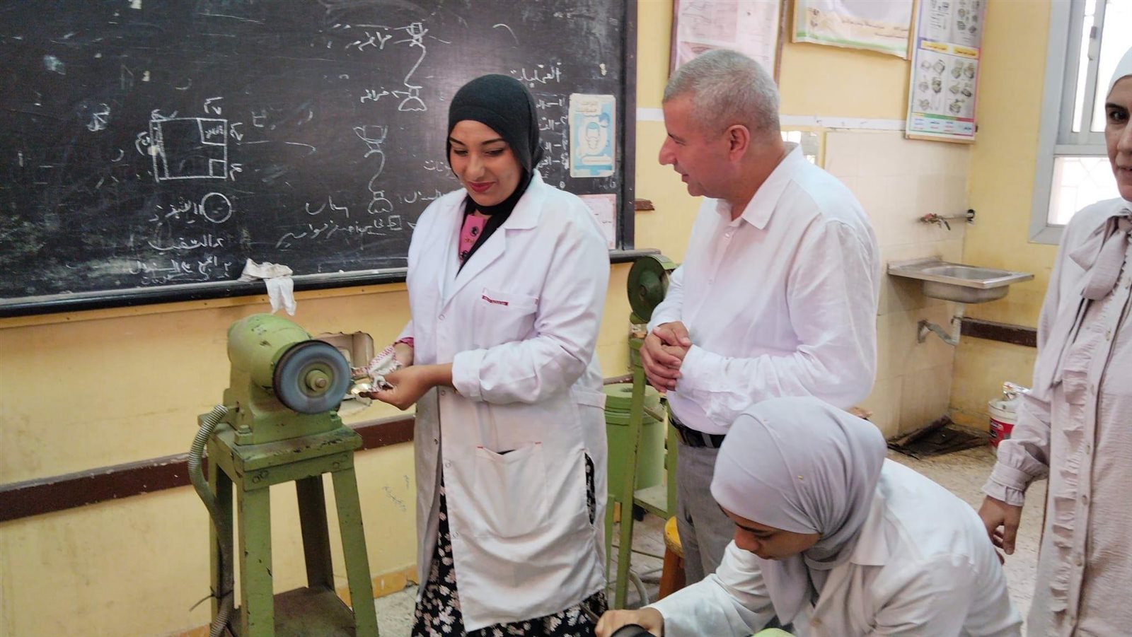 D219B4E4-D85B-40C4-990F-50FBD6535483