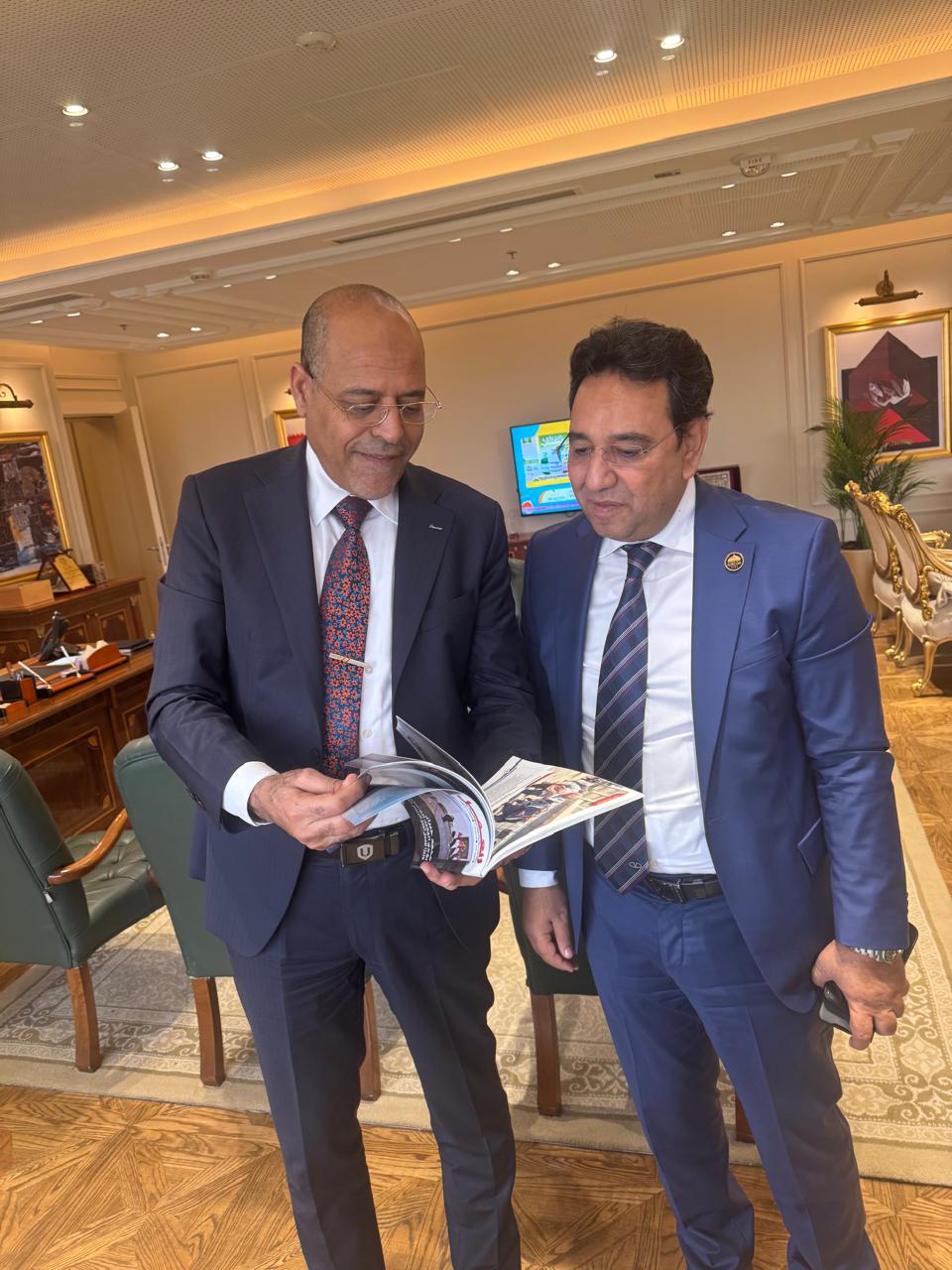 وزير العمل ود.أيمن محسب