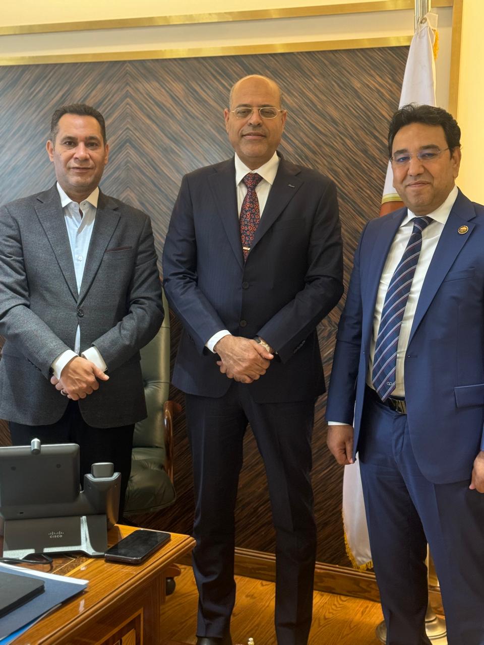 وزير العمل ود.أيمن محسب