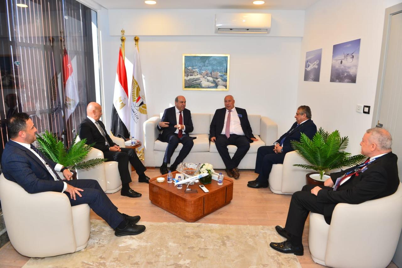 233be4e3-fe7a-47a3-8524-12f64ba2f883