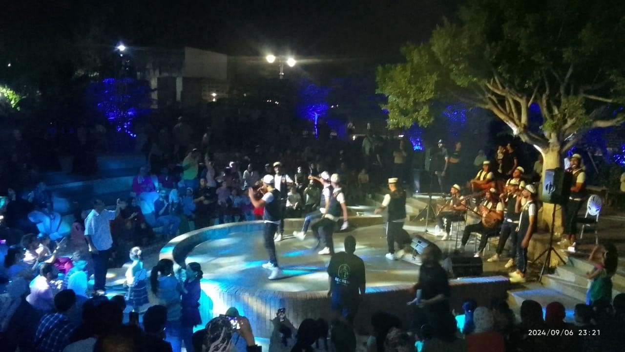 2B2C858C-40A3-42C2-8632-13244E77111D