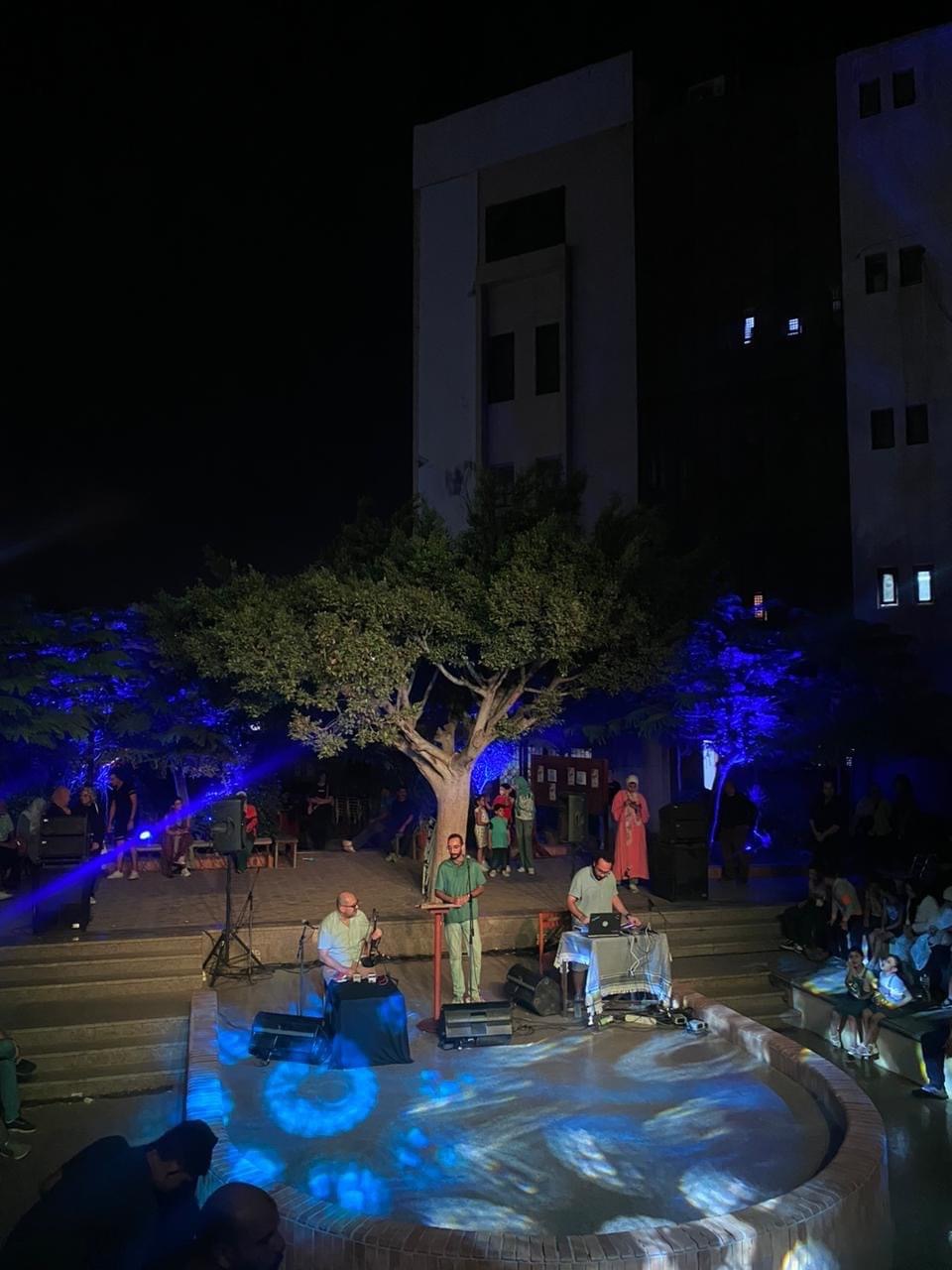 DF50A91E-3D5B-4F4F-98B6-EBADFB8A13A5