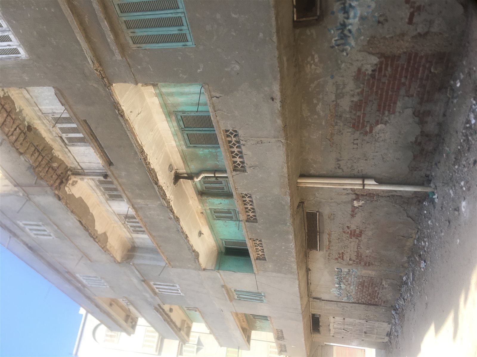 1615FE0A-92E2-424D-9DA1-FF23698709F9