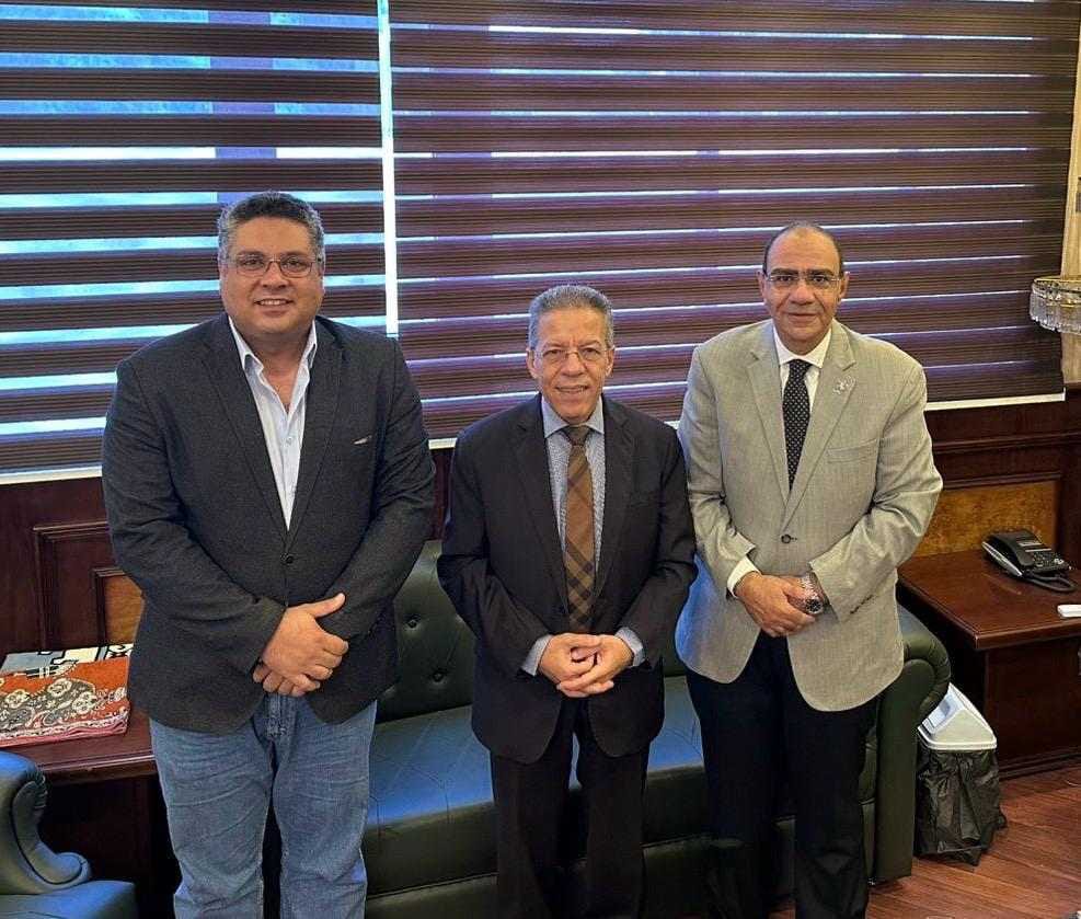 12ef0741-b5e5-48a2-b808-4e8b544042a0