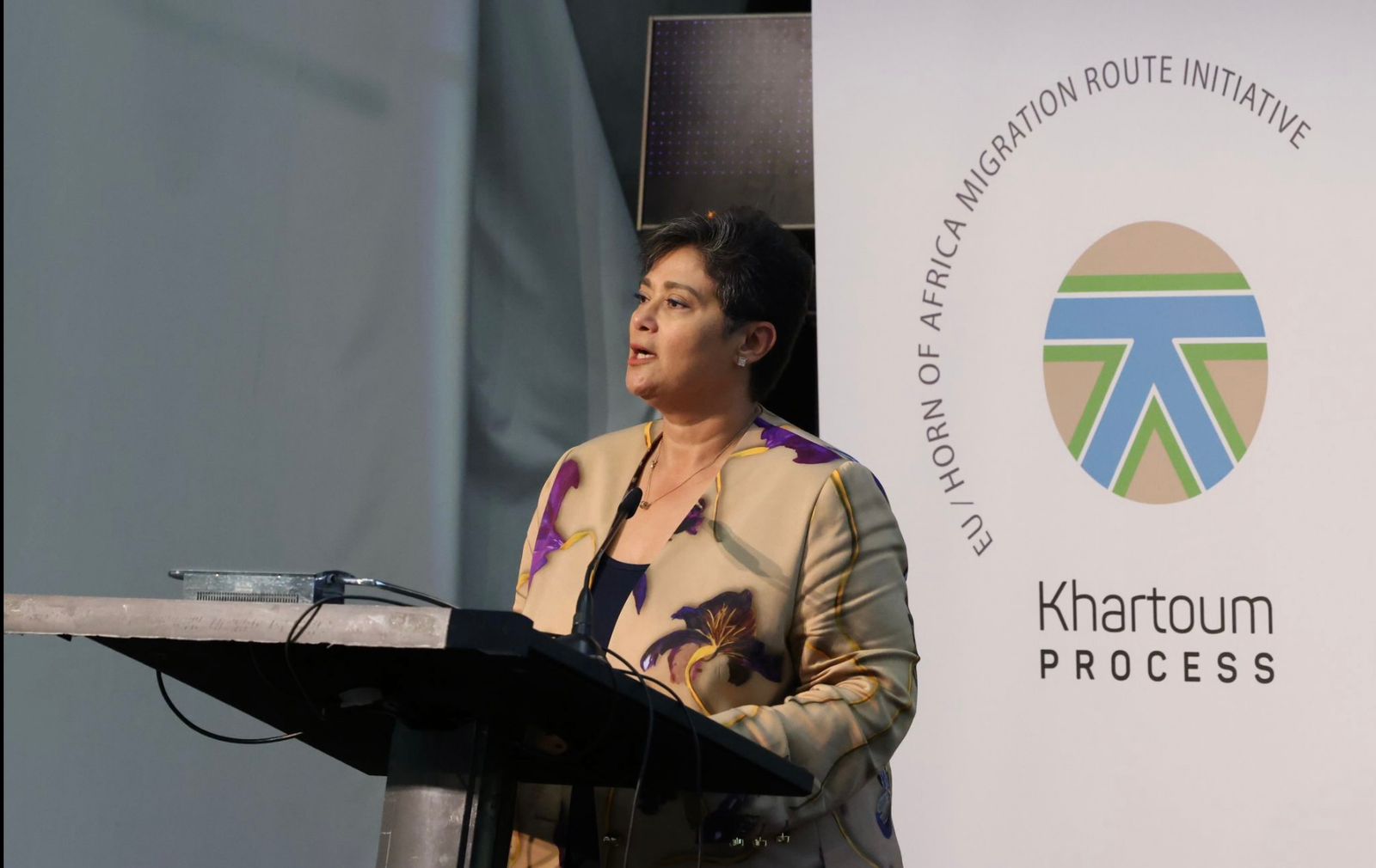 62b16f94-f15b-44e6-869e-5ac6a6d17316